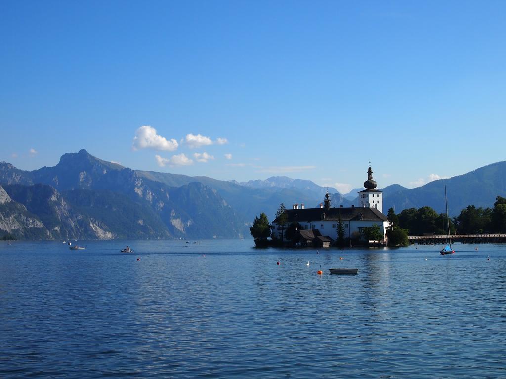 Apartment Schlosspark Am Traunsee Altmünster Habitación foto